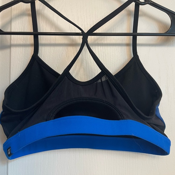 Fabletics Sports Bra - Picture 3 of 5